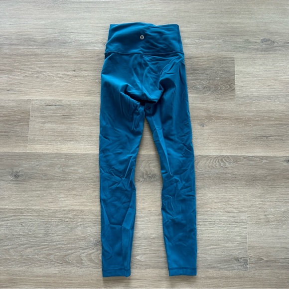 Lululemon Wunder Under Leggings - Picture 4 of 5